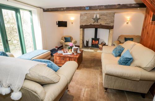 Elkstone House | Five Mile House Barn