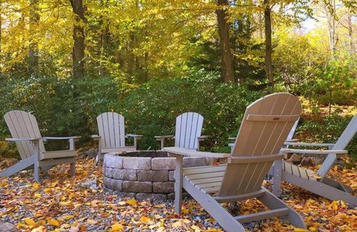 Pocono Pines House | Five O'clock Lodge, Walk to Pool & Lake