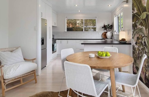 Omanu House | Five Palms Luxury Beach Escape