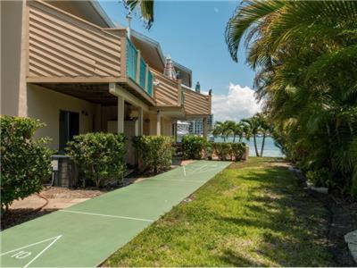 Bay Esplanade House | Five Palms Suite 206 - Daily - Weekly - Monthly