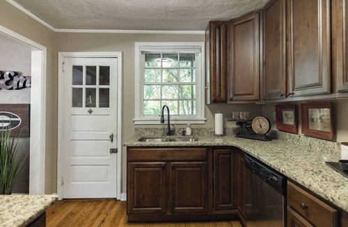 Athens House | Five Points Charmer: Delightful 3BR Cottage in Five Points, Complete W/Fire Pit.