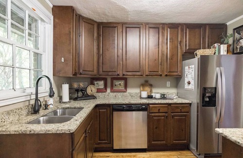 Athens House | Five Points Charmer: Delightful 3BR Cottage in Five Points, Complete W/Fire Pit.