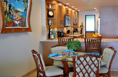 Maalaea Condo | Five Star Inspired!-Direct Ocean Front!