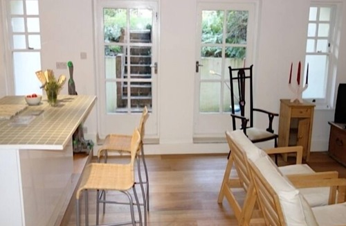 Belsize Apartment | Five Star Super-host Belsize Garden Apt