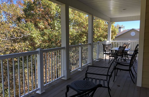 Branson House | Five Star Villa Sleeps up to 10!