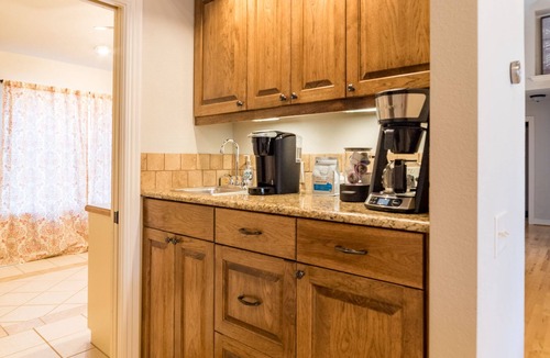 Bella Vista House | Five Stones Retreat! - Minutes to OZ Trails + Golf