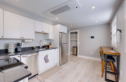 Providence Condo | Five75 Lux PROV - Suite 3