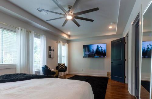 Peoplestown House | Five75Lux ATL King Bed & Game Room Downtown