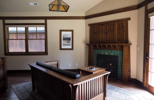 Sisters Cabin | FivePine Lodge & Cabins - Classic Cabin