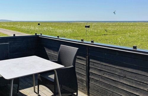 Logstor House | Fjord Views and a Child‑Friendly Beach in Lendrup