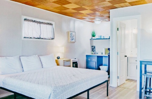 Hoodsport Hotel | Fjordline Lodge