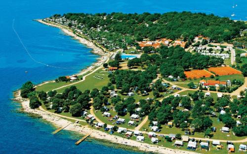 Cervar Resort | FKK Ulika - Naturist Mobile Homes Eden
