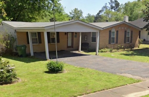 Millington House | Flag City Manor: 4 Bdrm Home