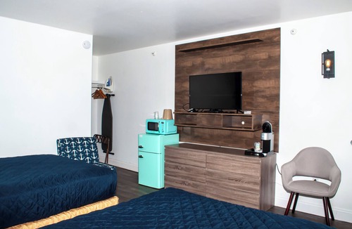 Boothbay Harbor Hotel | Flagship Inn and Suites