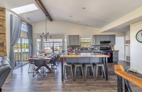 Mountainaire House | Flagstaff Lodge with Hot Tub