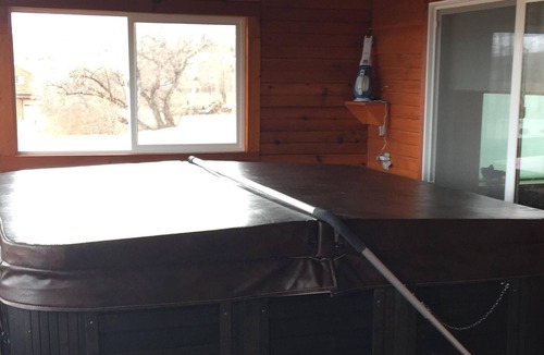 Manila Cabin | Flaming Gorge Nieds Lodging