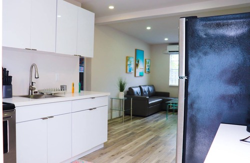 Dania Beach House | Flamingo Beach House