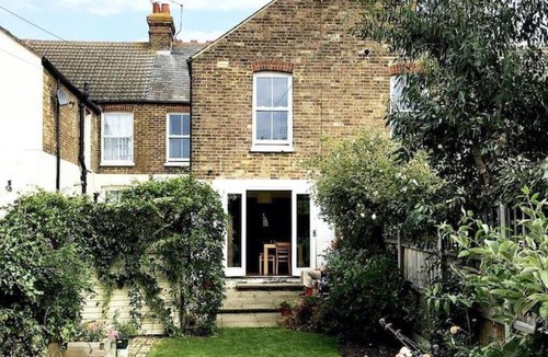 Whitstable House | Flamingo House