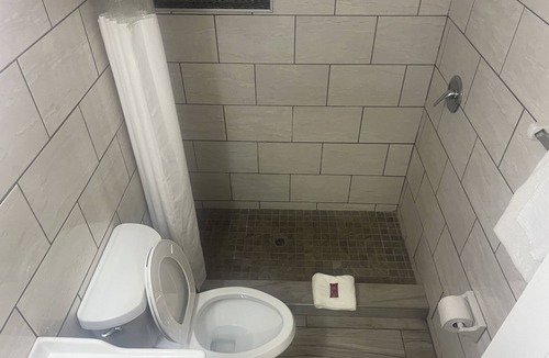 Indian Beach Sapphire Shores Hotel | Flamingo Inn