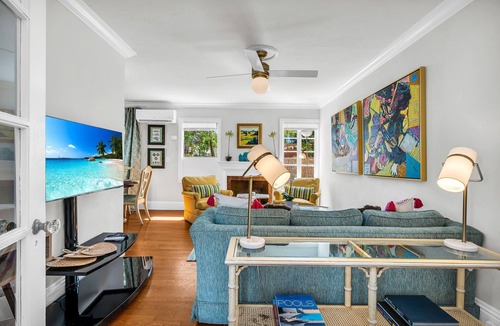 Flamingo Parks House | Flamingo Park Gem: Historic Charm!