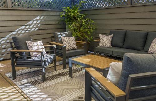 Montgomery Village Resort | Flamingo Resort & Spa Santa Rosa Sonoma, Tapestry by Hilton