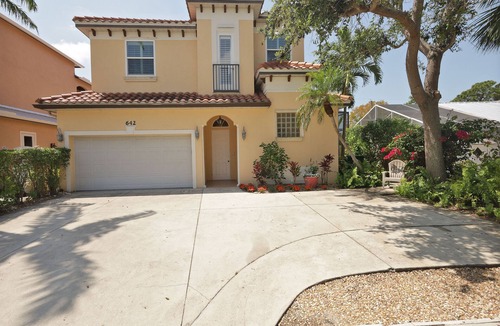 Naples Park House | Flash Discount! 5BD Luxury Beach Home w/Pool/Spa – Limited Dates Available!