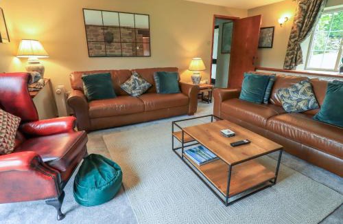 Scales House | Flaska House