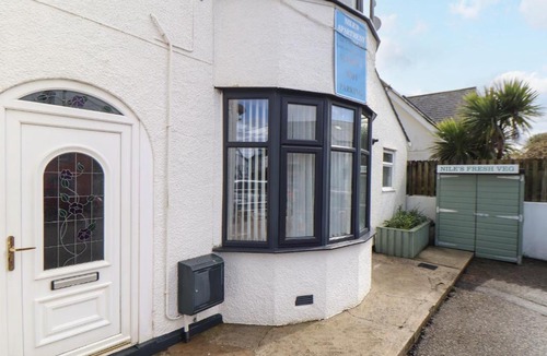 St Merryn Apartment | Flat 1 Niles Place