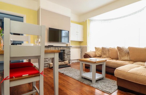 St Merryn Apartment | Flat 1 Niles Place