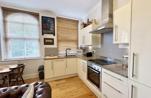 Shoscombe Apartment | Flat 1, Waterloo Apartments