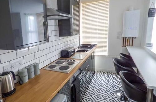 Bridlington Apartment | FLAT 2, country holiday cottage in Bridlington