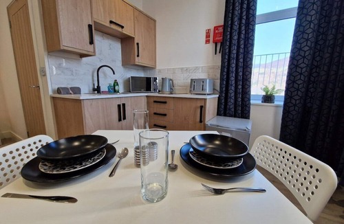 Mountain Ash Apartment | Flat 2, Modern Studio apartment