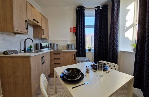 Mountain Ash Apartment | Flat 2, Modern Studio apartment