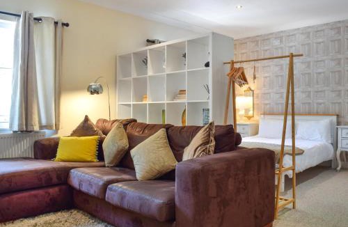 Thame Apartment | Flat 2 - Uk50225