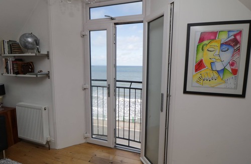 Sandsend Cottage | FLAT 3, PEACEHAVEN, family friendly in Sandsend