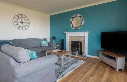 Knott End-on-Sea Apartment | Flat 3, Sandridge Court