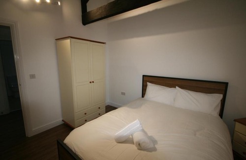 Newmarket Apartment | Flat 5, 124 High Street