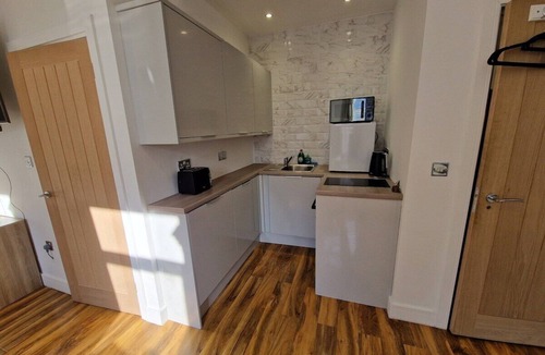 Mountain Ash Apartment | Flat 5. Modern studio apartment