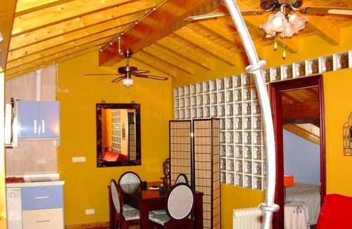 Mombeltran Apartment | flat "Alfonso" with washing machine and dishwasher