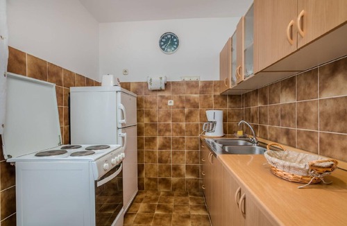 Klimno Apartment | Flat "Biserka" with a view of the water
