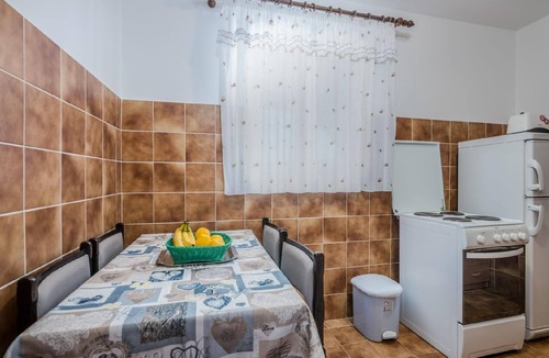 Klimno Apartment | Flat "Biserka" with a view of the water