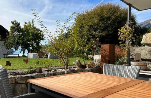 Brienz Apartment | Flat "Burgblick" with mountain view