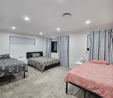 Flat Bush Bed & Breakfast | Flat Bush Private Ensuite