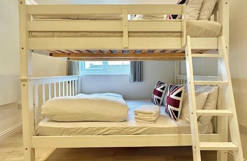 Earlsfield Apartment | Flat C Garratt Lane