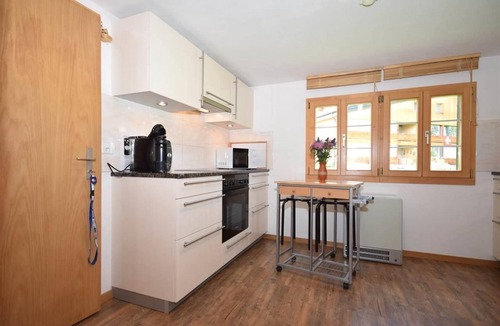 Murren Apartment | Flat East in Chalet Bim Chilchli