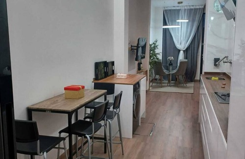 Puerta del Angel Apartment | Flat El Paseo a Madrid next to the Casa de Campo, door Street and accessible