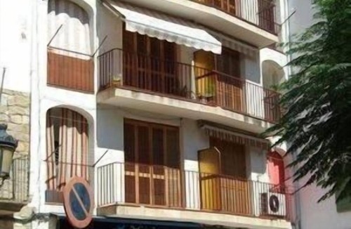 Camarasa Apartment | Flat "Floor 1" with balcony