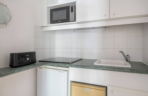 Le Pouliguen Apartment | flat for 4 with pool and Jacuzzi