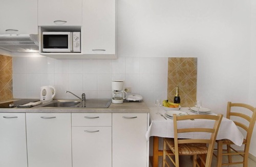 Valica Apartment | Flat for couples with communal pool