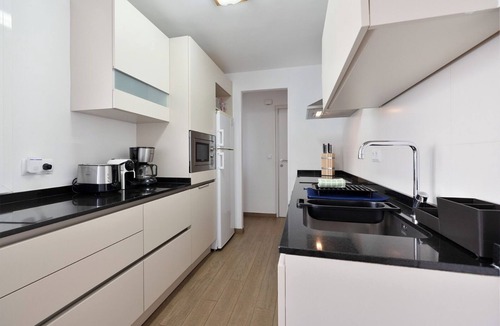 Benidorm Centro Condo | Flat in Benidorm Renovated Frontline with Terrace